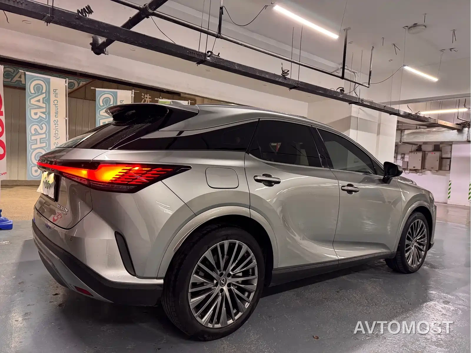 Lexus RX New Energy 2023 450h+ 4WD Enjoyment — фото 4
