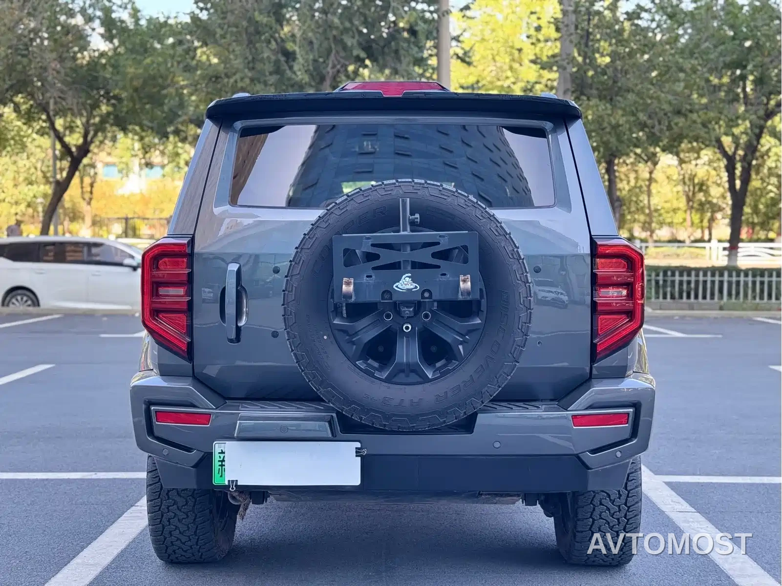 Tank 400 New Energy 2024 Hi4-T Off-Road Edition — фото 11