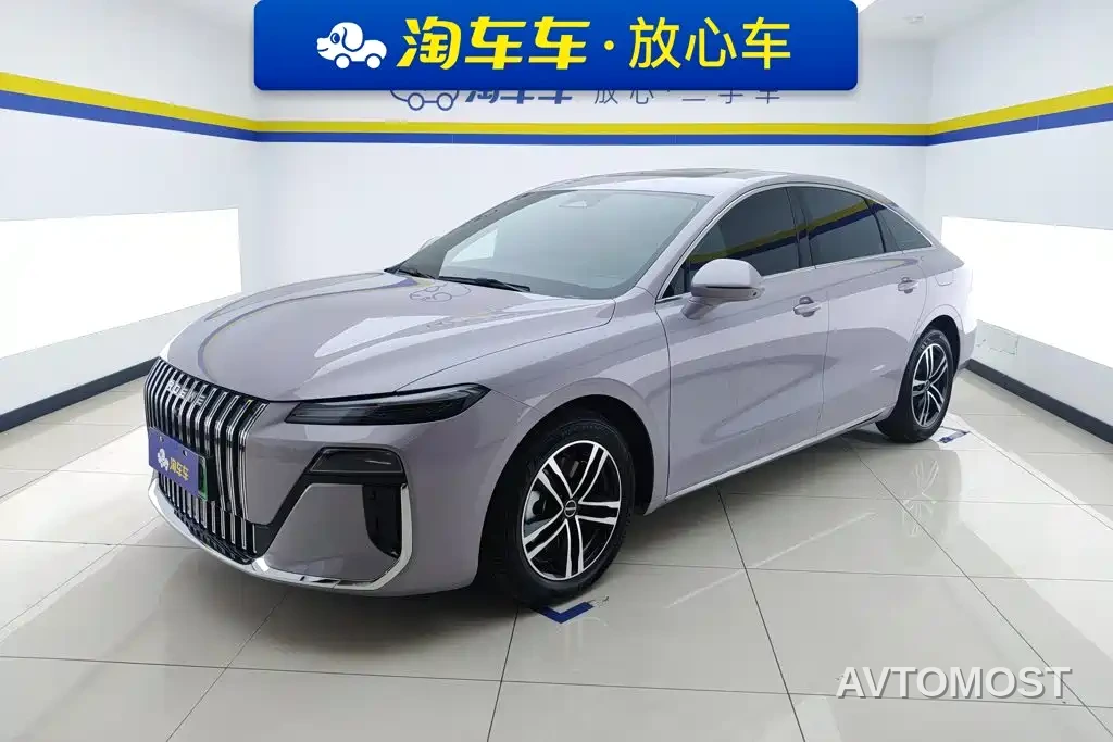 Roewe M7 DMH 2025 1.5T 115km Standard — фото 1