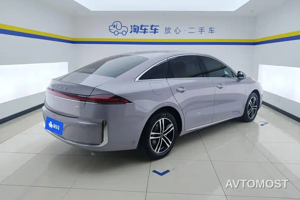 Roewe M7 DMH 2025 1.5T 115km Standard — фото 3