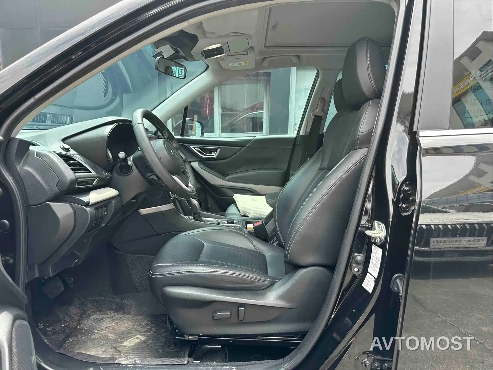 Subaru Forester 2022 2.0i AWD Luxury Edition with EyeSight — фото 3