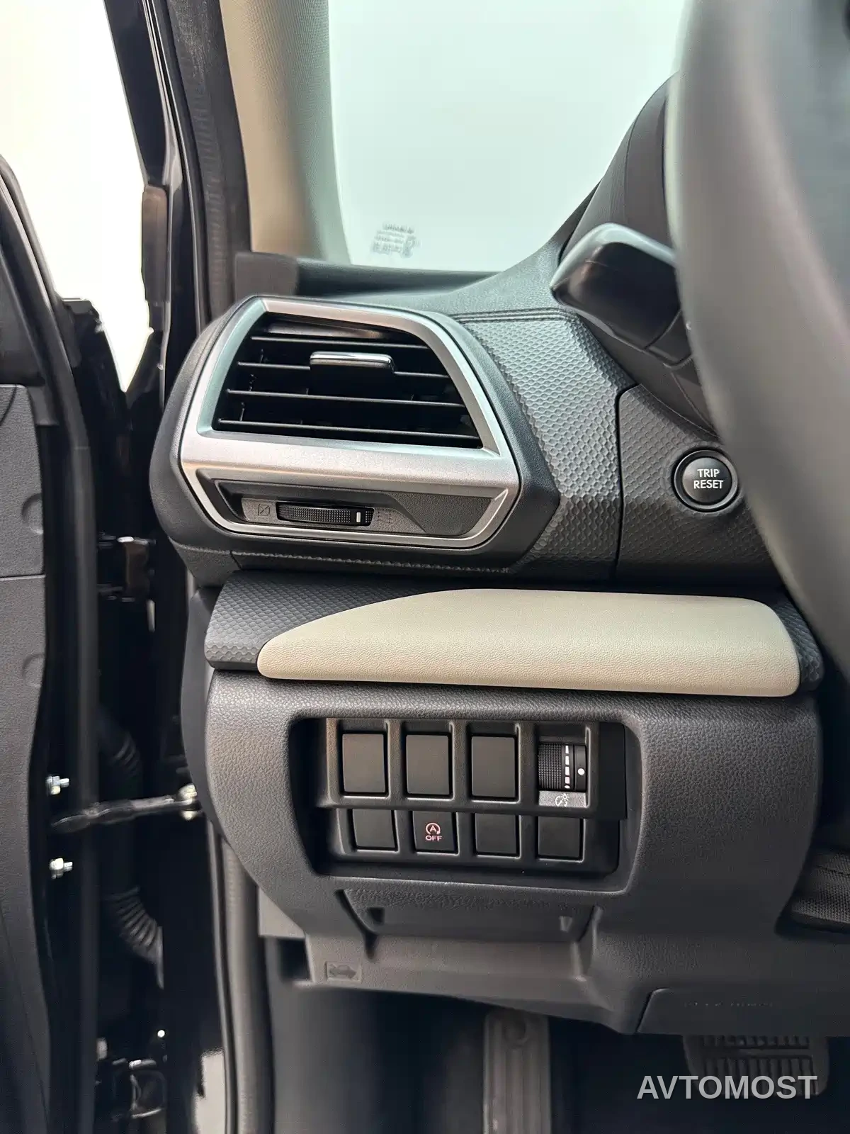 Subaru Forester 2022 2.0i AWD Luxury Edition with EyeSight — фото 19