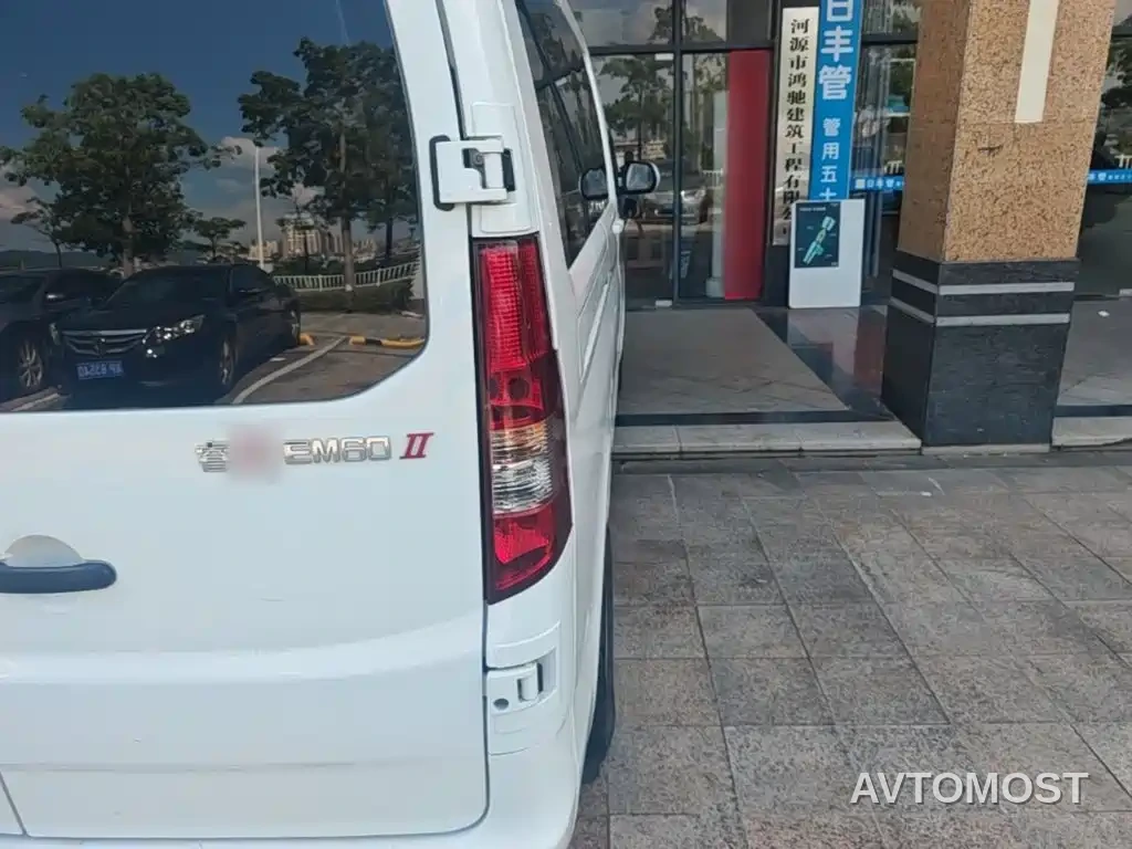 Changan Ruixing EM60 2025 Passenger Version Comfort 6-Seater 300km with Opposing Doors — фото 7