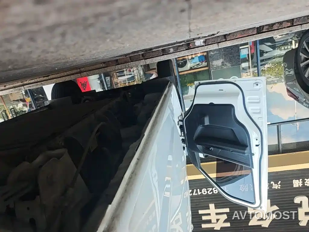 Changan Ruixing EM60 2025 Passenger Version Comfort 6-Seater 300km with Opposing Doors — фото 19