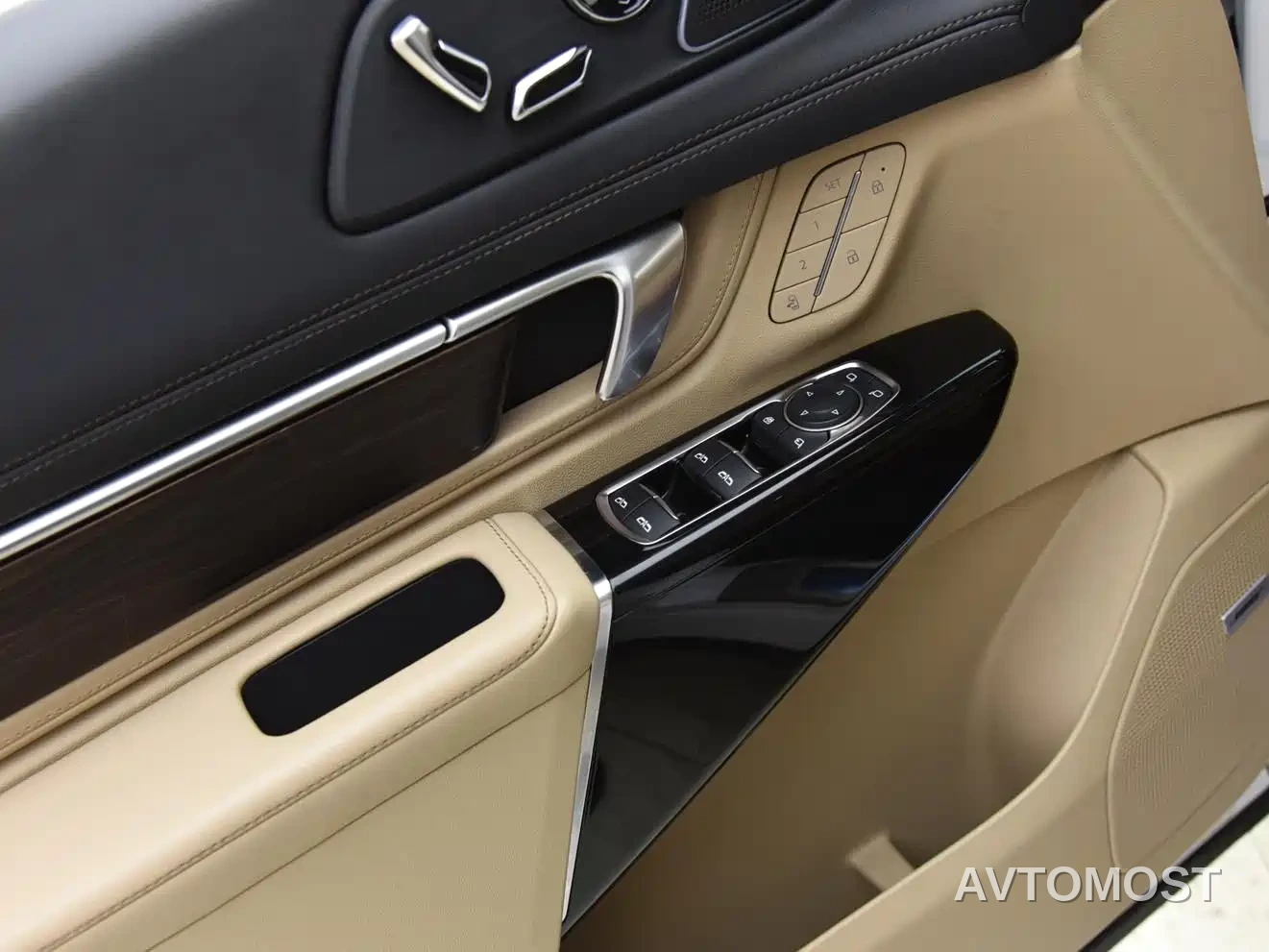 Buick Century 2023 2.0T 7-seater Premium — фото 9
