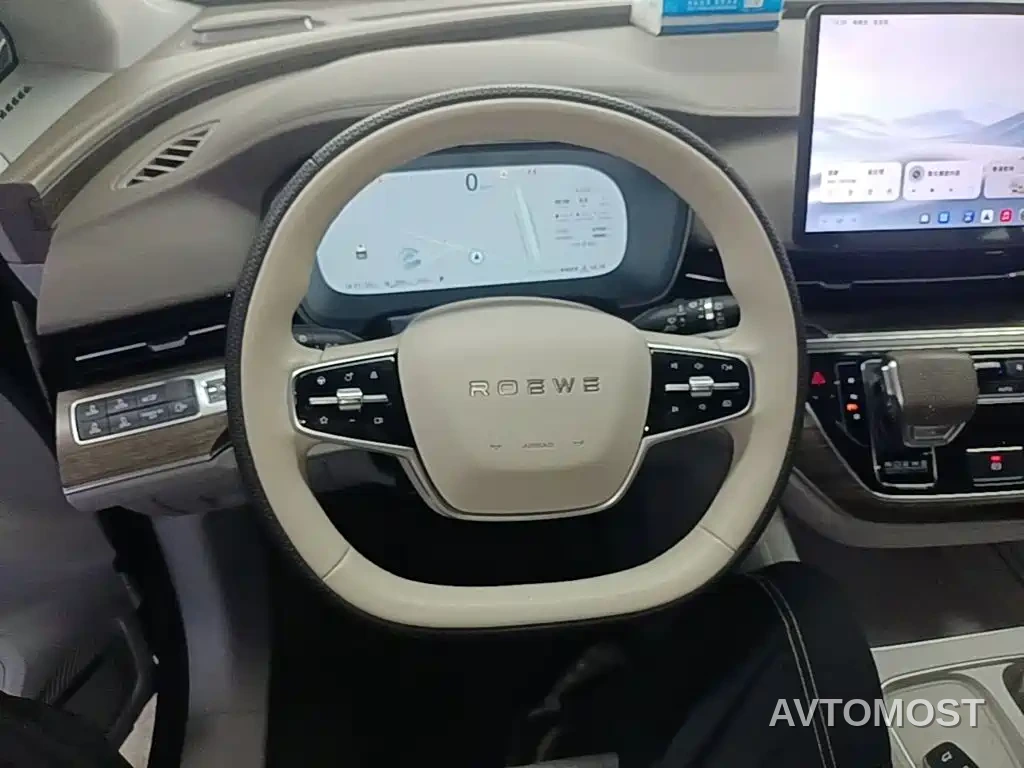 Roewe iMAX8 EV 2025 1.5T DMH Land Luxury Edition — фото 6