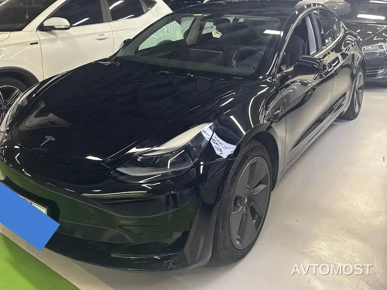 Tesla Model 3 (Import) 2019 Long Range RWD Version — фото 1