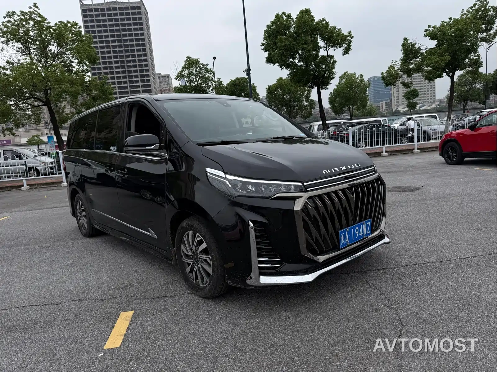 SAIC Maxus G20 2023 PLUS 2.0T Diesel Automatic Luxury Edition — фото 3