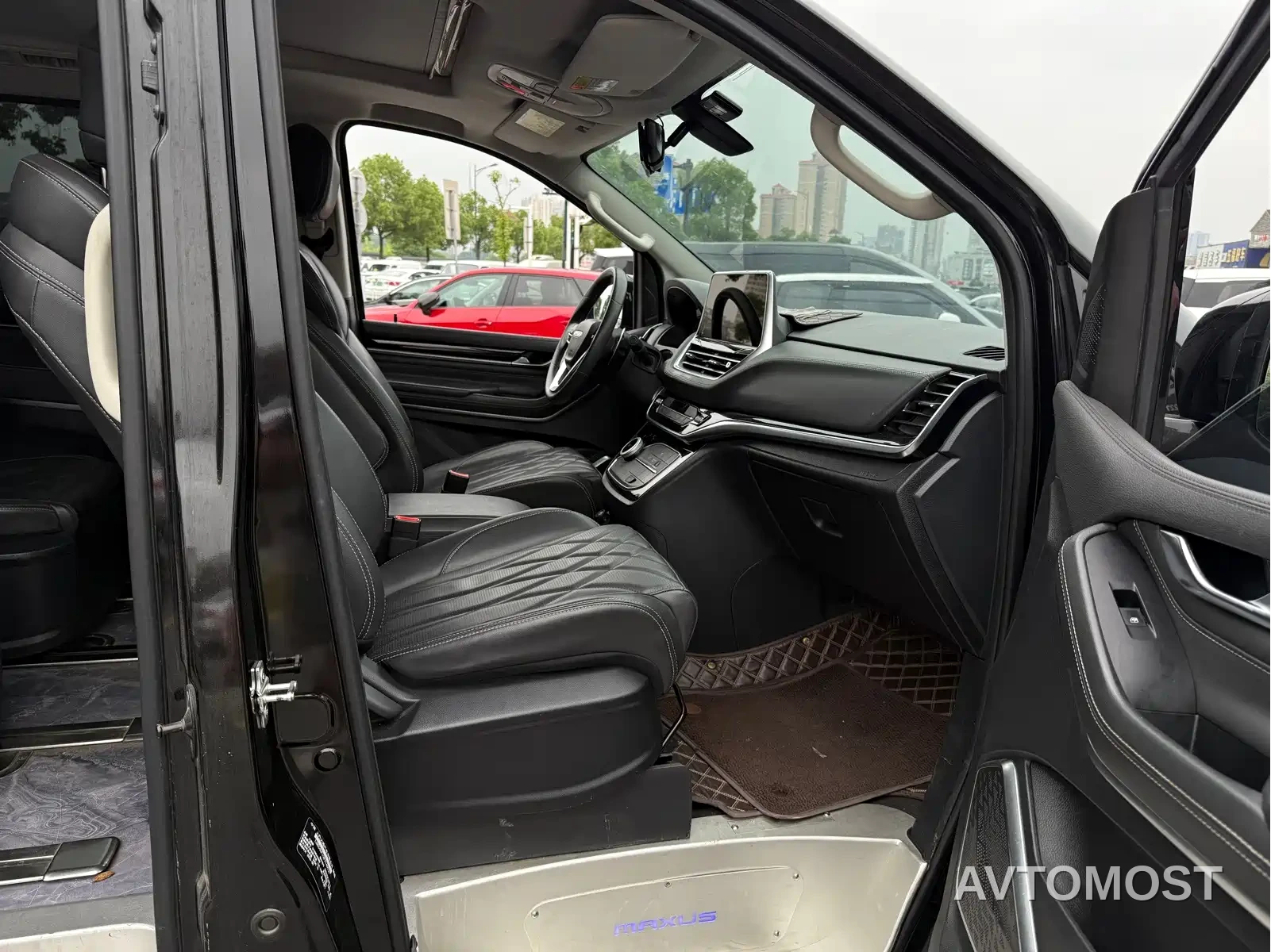 SAIC Maxus G20 2023 PLUS 2.0T Diesel Automatic Luxury Edition — фото 5