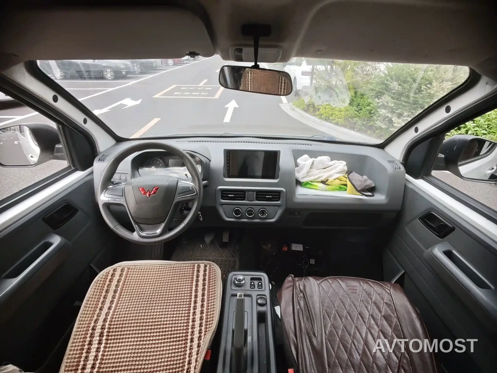 Wuling Yangguang 2024 300km Comfort Passenger Version 60kW — фото 4