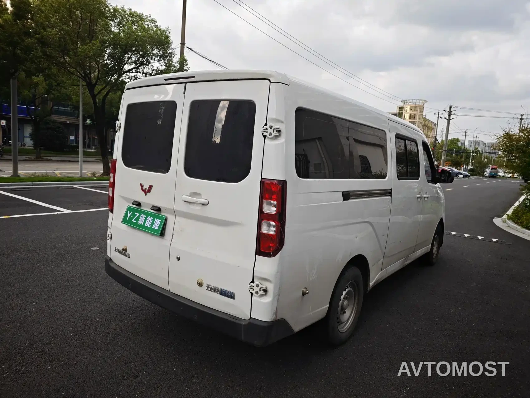 Wuling Yangguang 2024 300km Comfort Passenger Version 60kW — фото 9