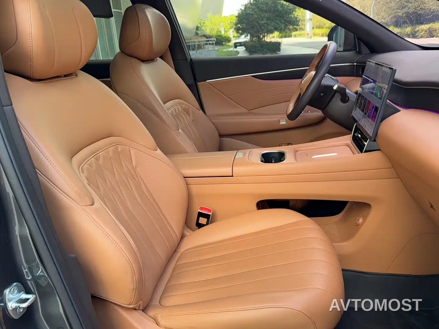 Dongfeng Aeolus L8 2025 185KM Ideal Edition — фото 12