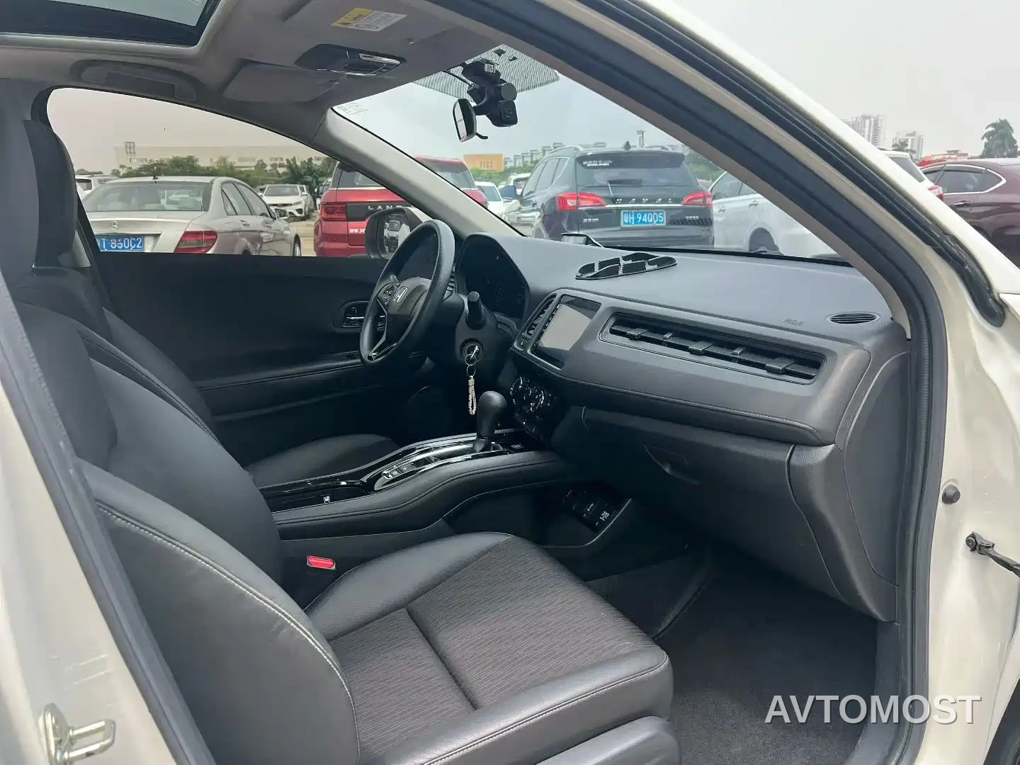 Honda Vezel 2020 1.5L CVT Pioneer — фото 8