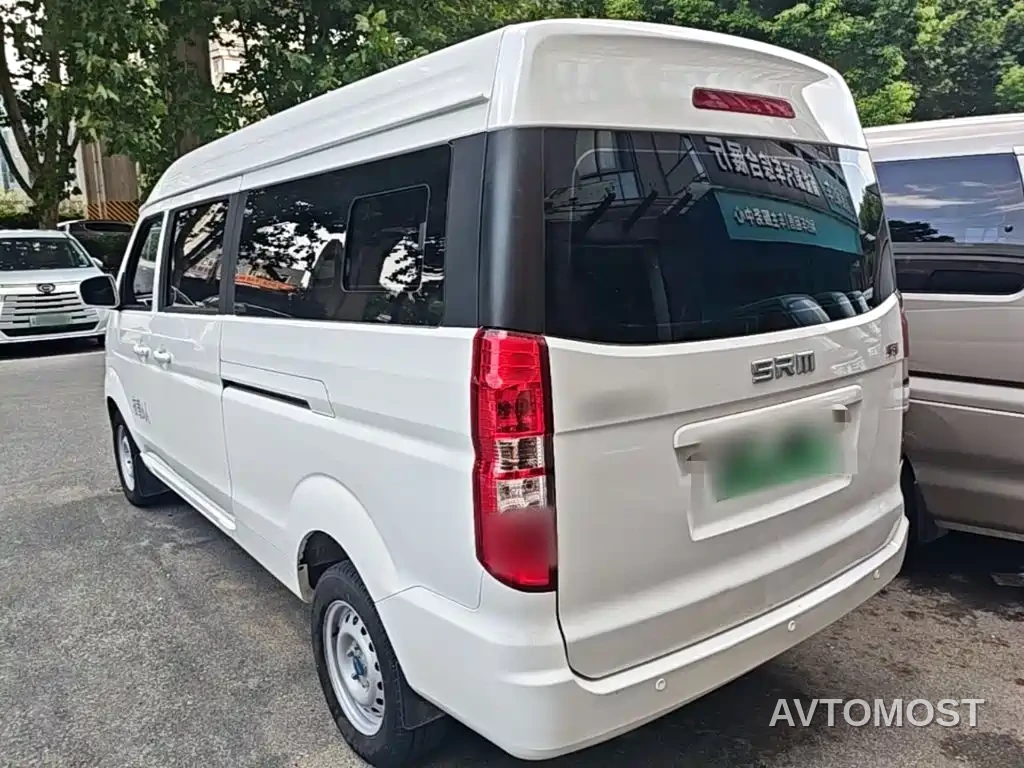 SRM Xinyuan Good Luck 2025 Voyage Edition BYD 42.3kWh 305km 6-seater — фото 5