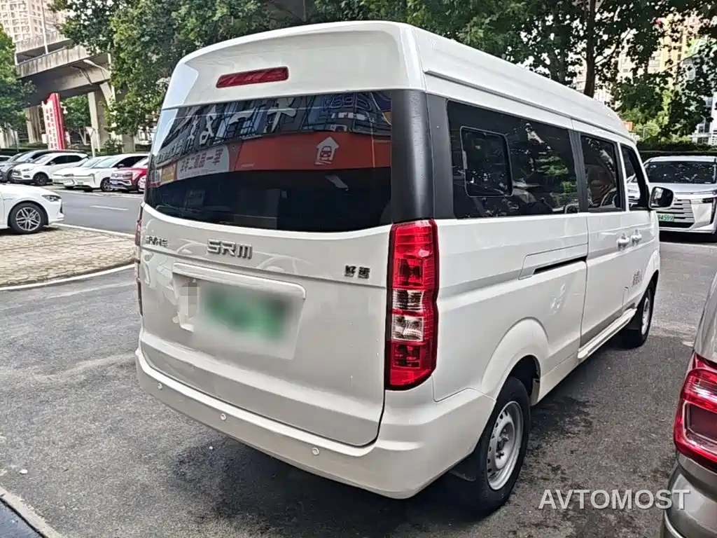 SRM Xinyuan Good Luck 2025 Voyage Edition BYD 42.3kWh 305km 6-seater — фото 7