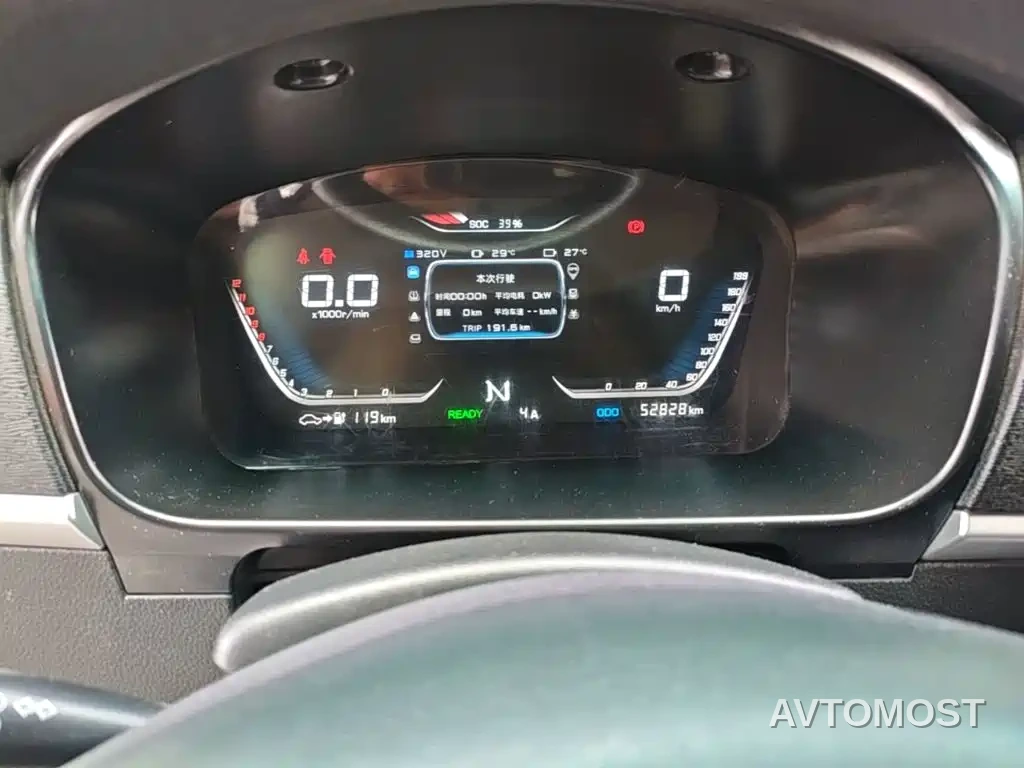 SRM Xinyuan Good Luck 2025 Voyage Edition BYD 42.3kWh 305km 6-seater — фото 10