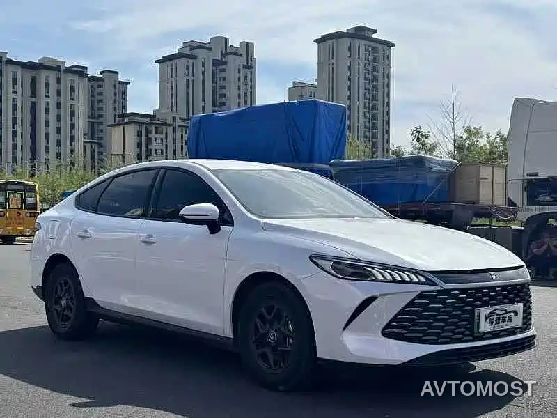 BYD Qin L 2024 DM-i 80KM Leading Edition — фото 3