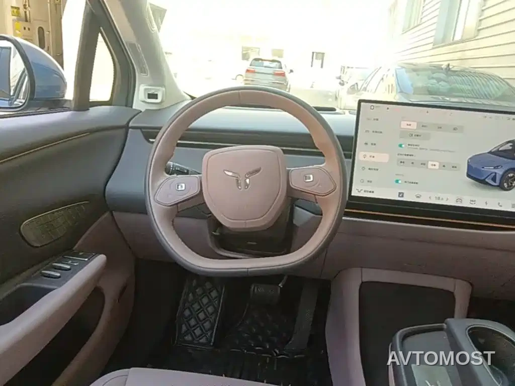 Hongqi Tiangong 06 2025 660 AWD — фото 14