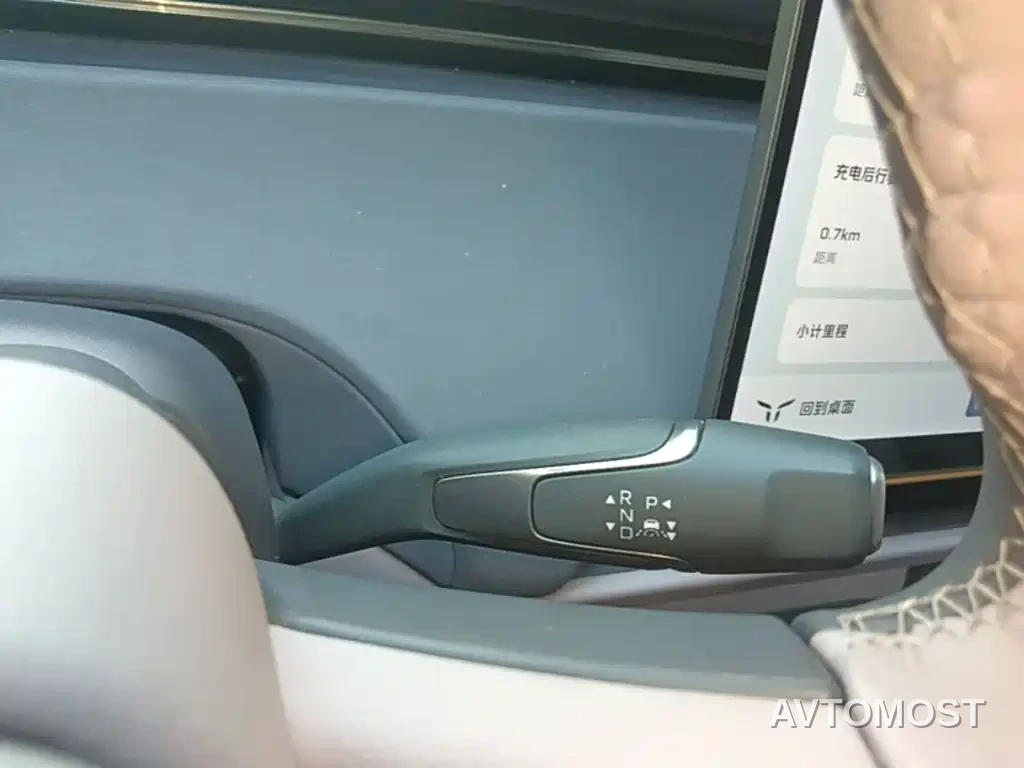 Hongqi Tiangong 06 2025 660 AWD — фото 18