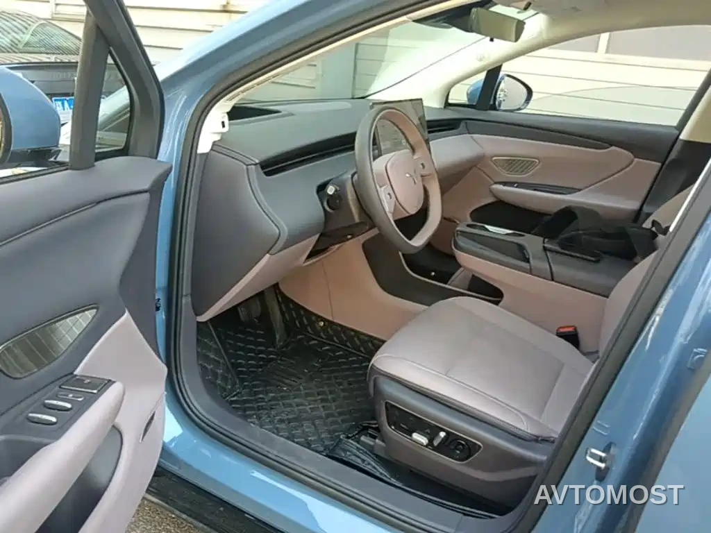 Hongqi Tiangong 06 2025 660 AWD — фото 19