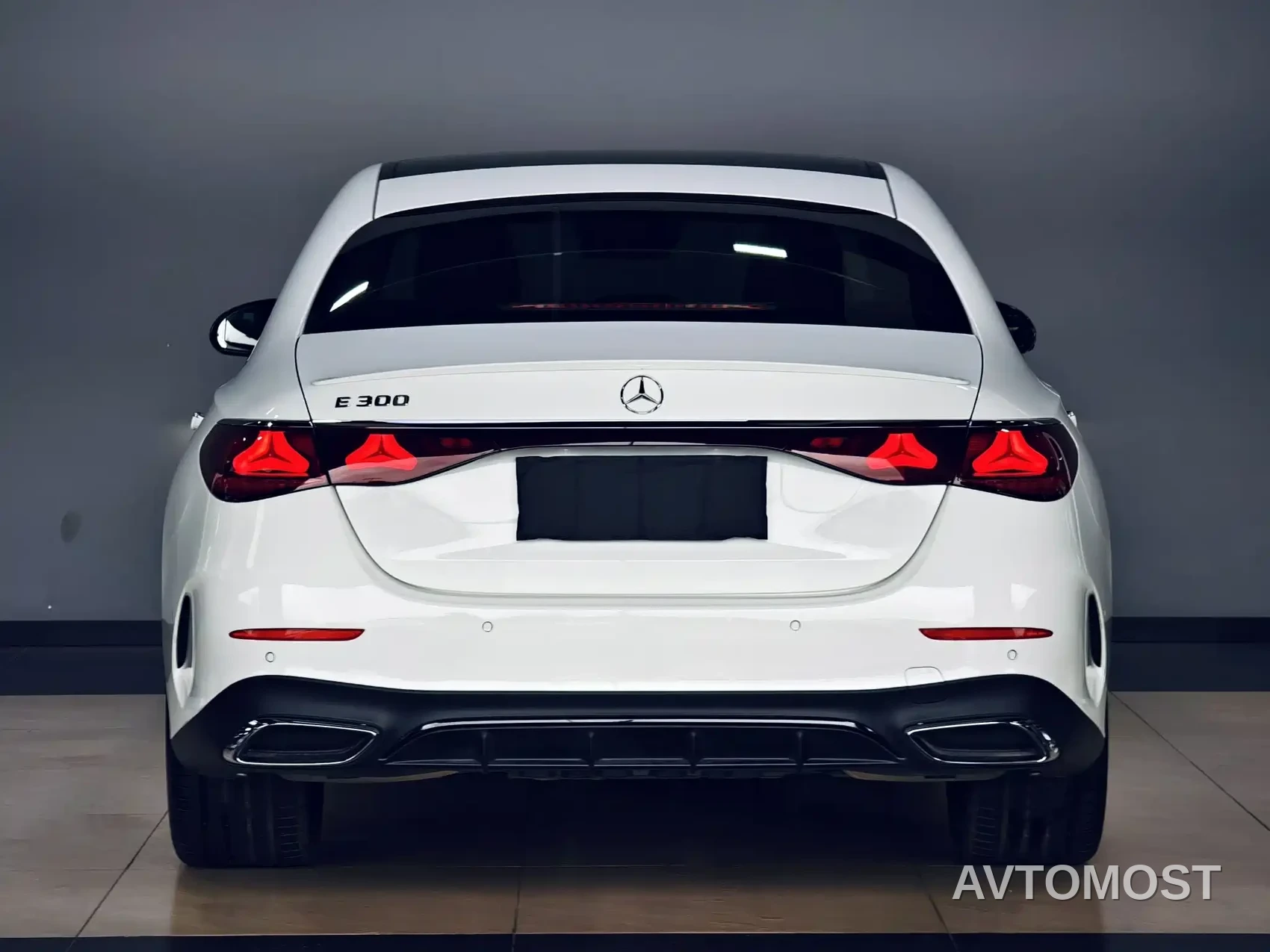 Mercedes-Benz E-Class (Import) 2025 E 300 Luxury Sport — фото 4