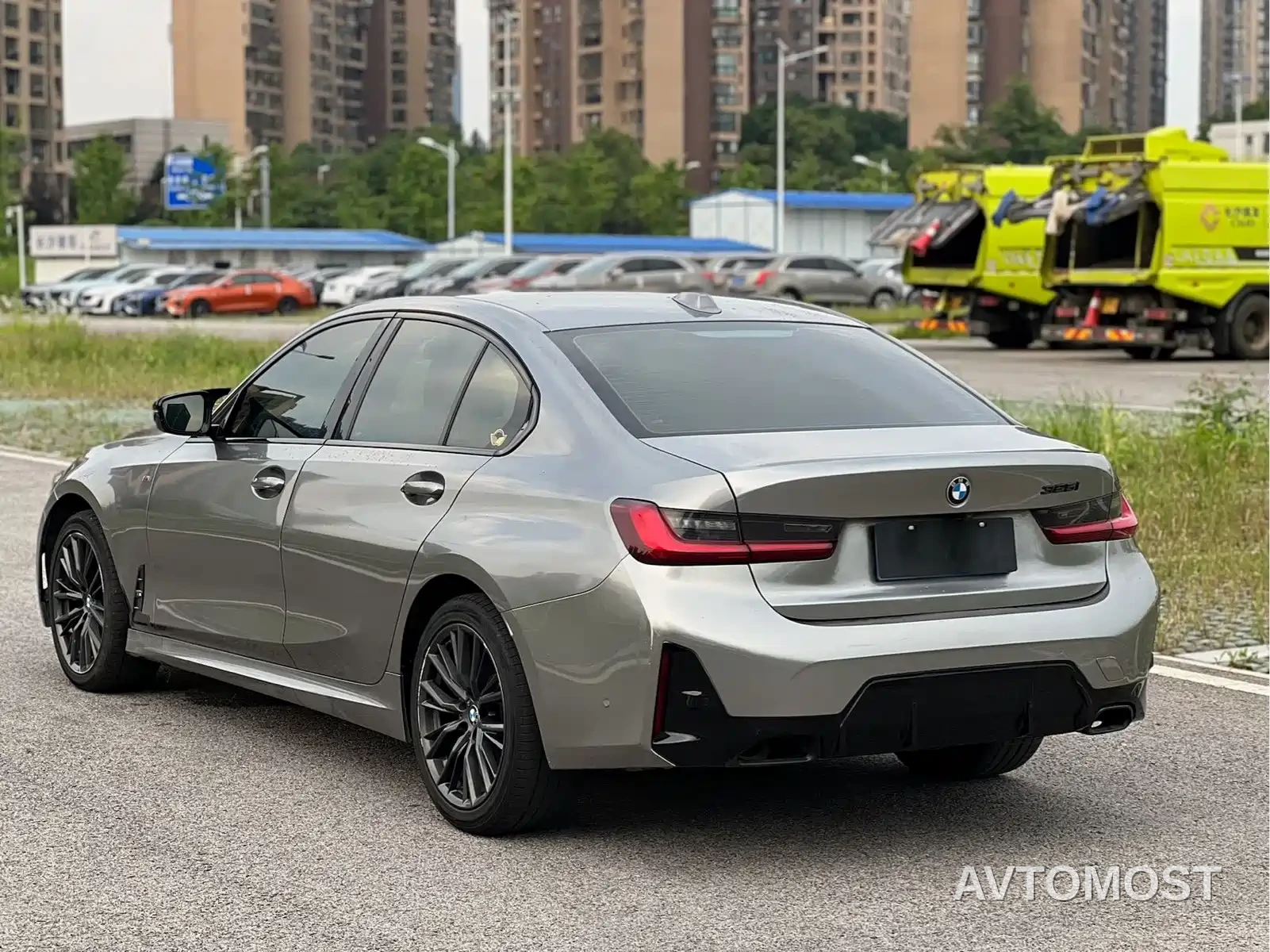 BMW 3 Series 2023 325i M Sport Black Night Package — фото 7