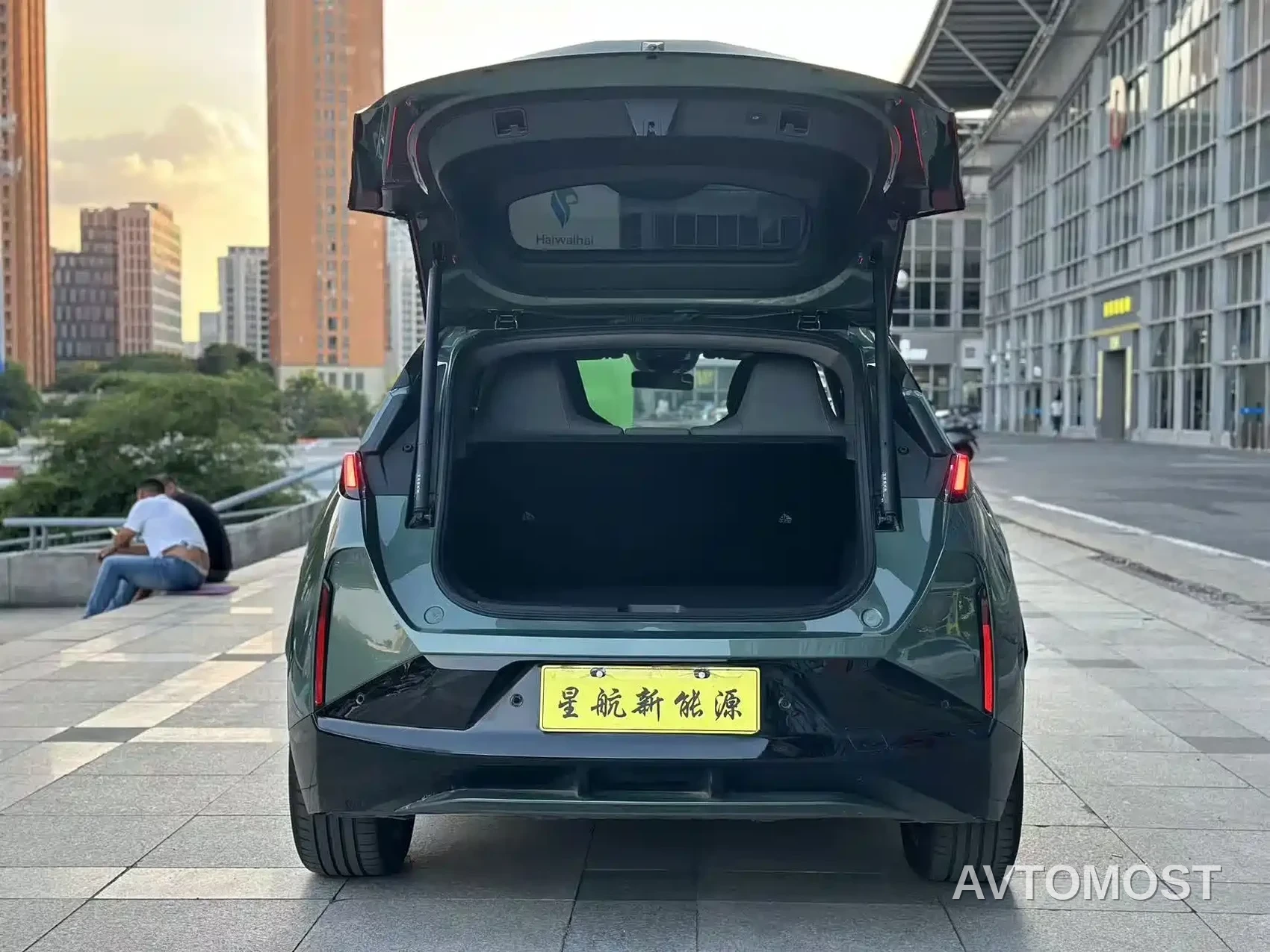 Zeekr X 2023 RWD YOU Edition 4-seater — фото 11