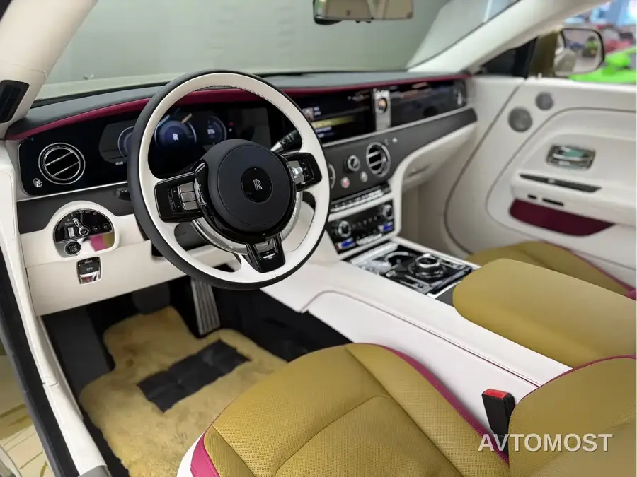 Rolls-Royce Spectre 2024 Standard Model