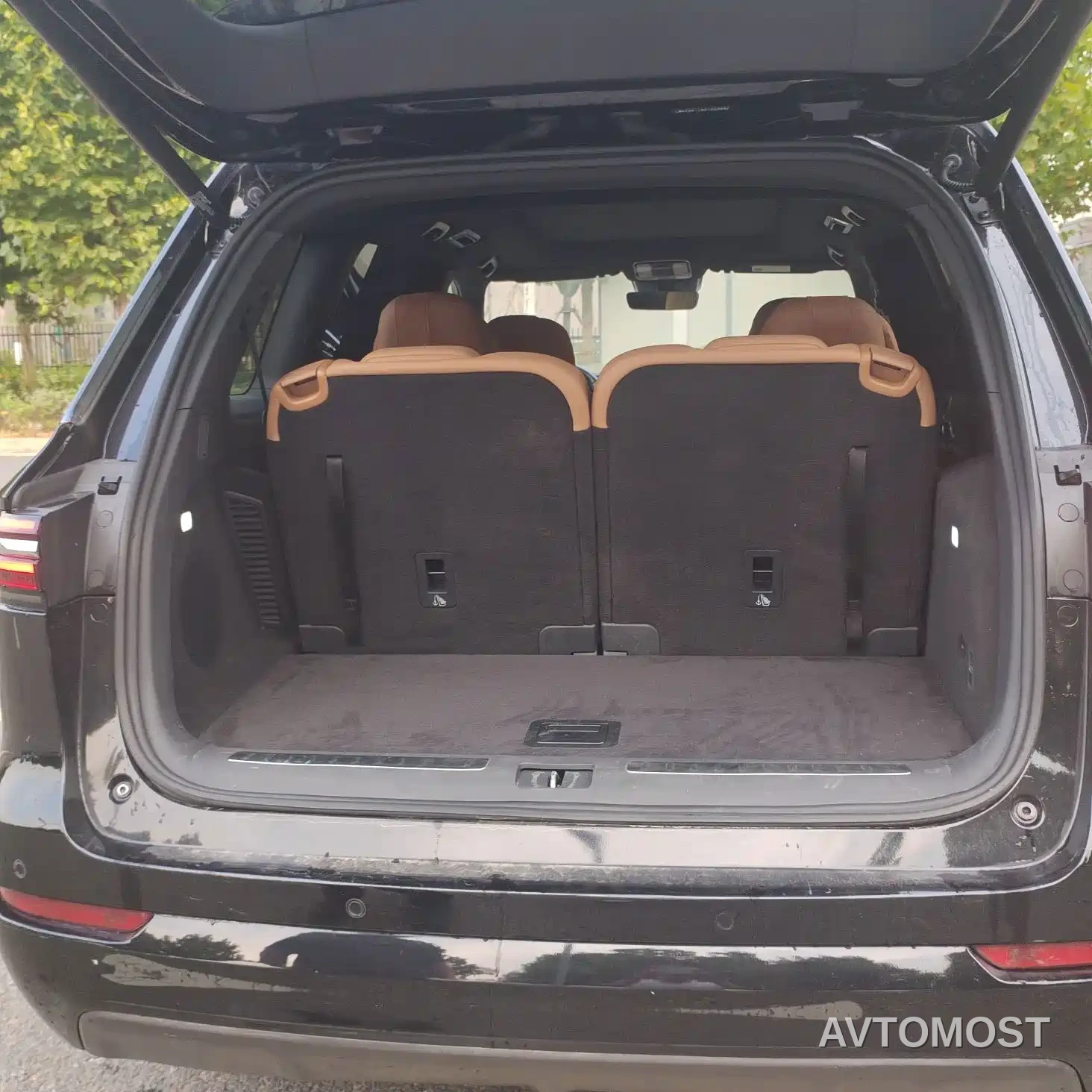 Li ONE 2021 Extended Range 6-Seater — фото 7