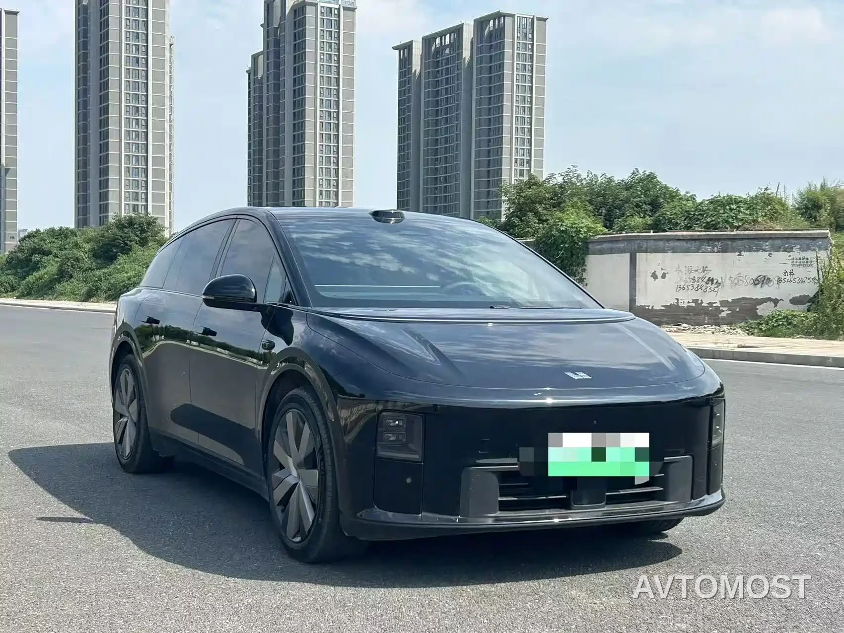 Li Auto i6 2025 4WD Base Model — фото 3