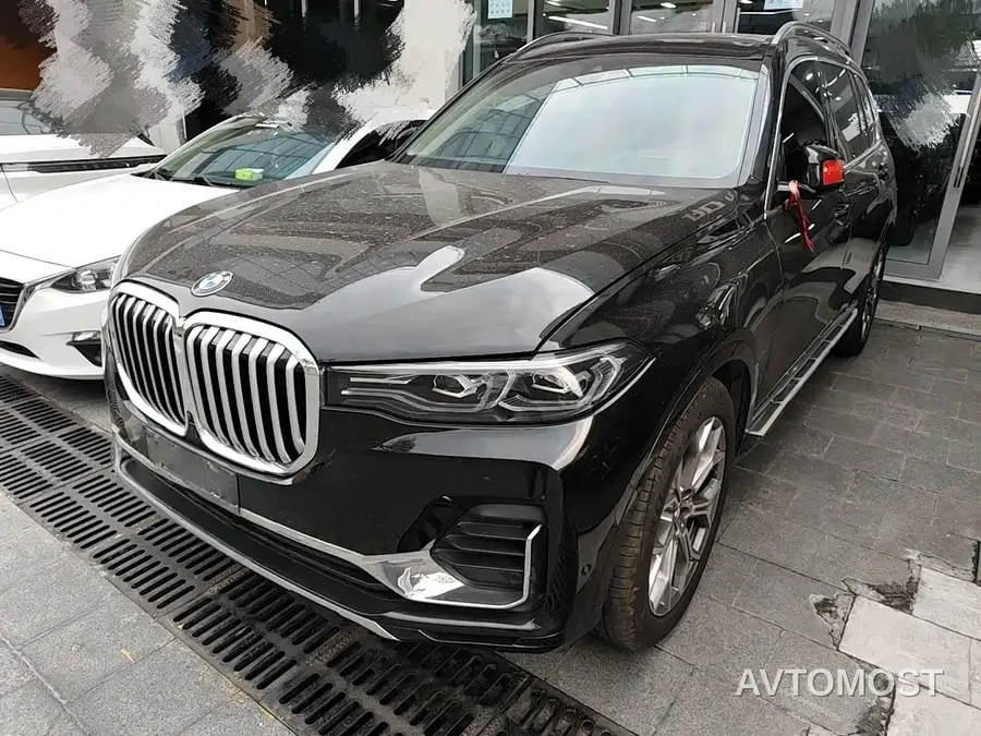 BMW X7 2021 xDrive40i Leading Luxury Package