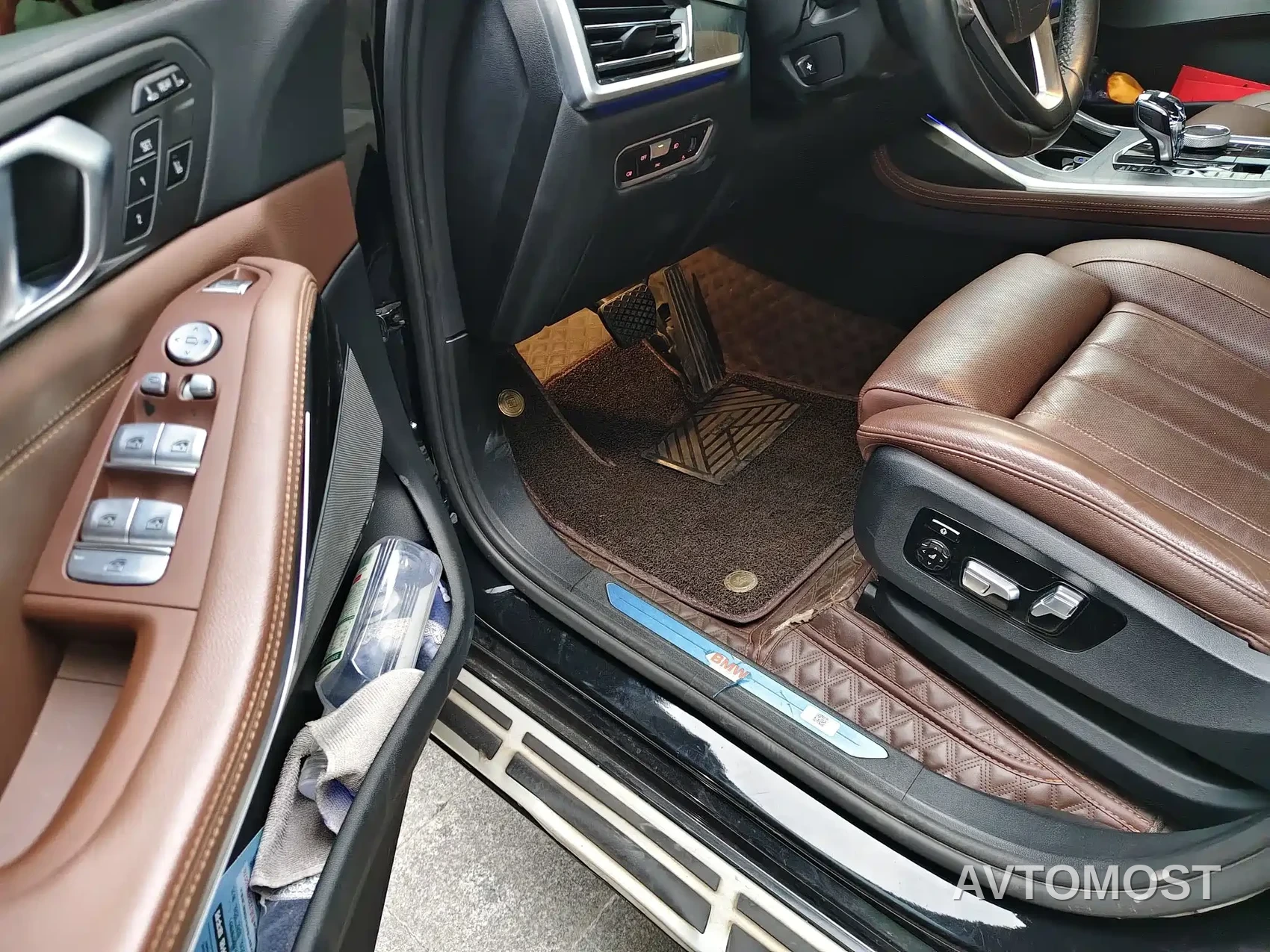 BMW X7 2021 xDrive40i Leading Luxury Package — фото 4
