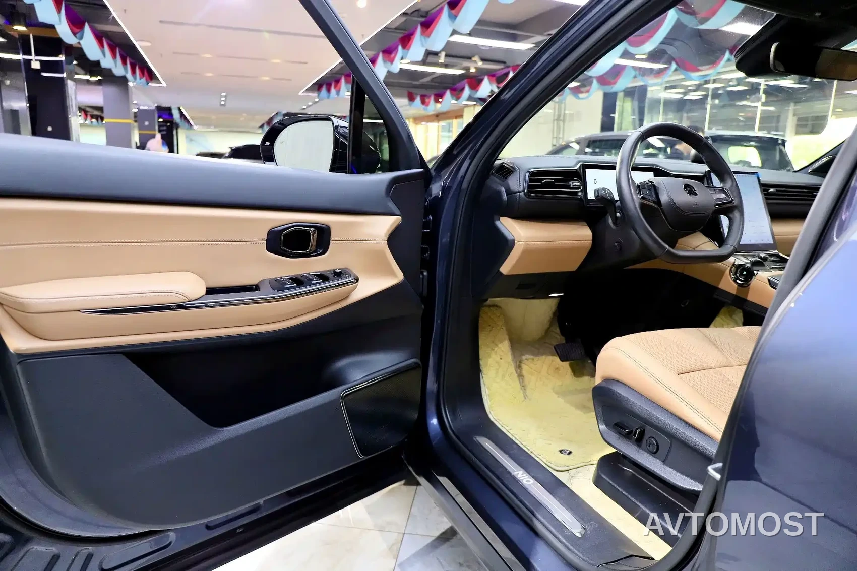 NIO ES8 2020 Model 580KM Signature Edition 6-Seater — фото 12
