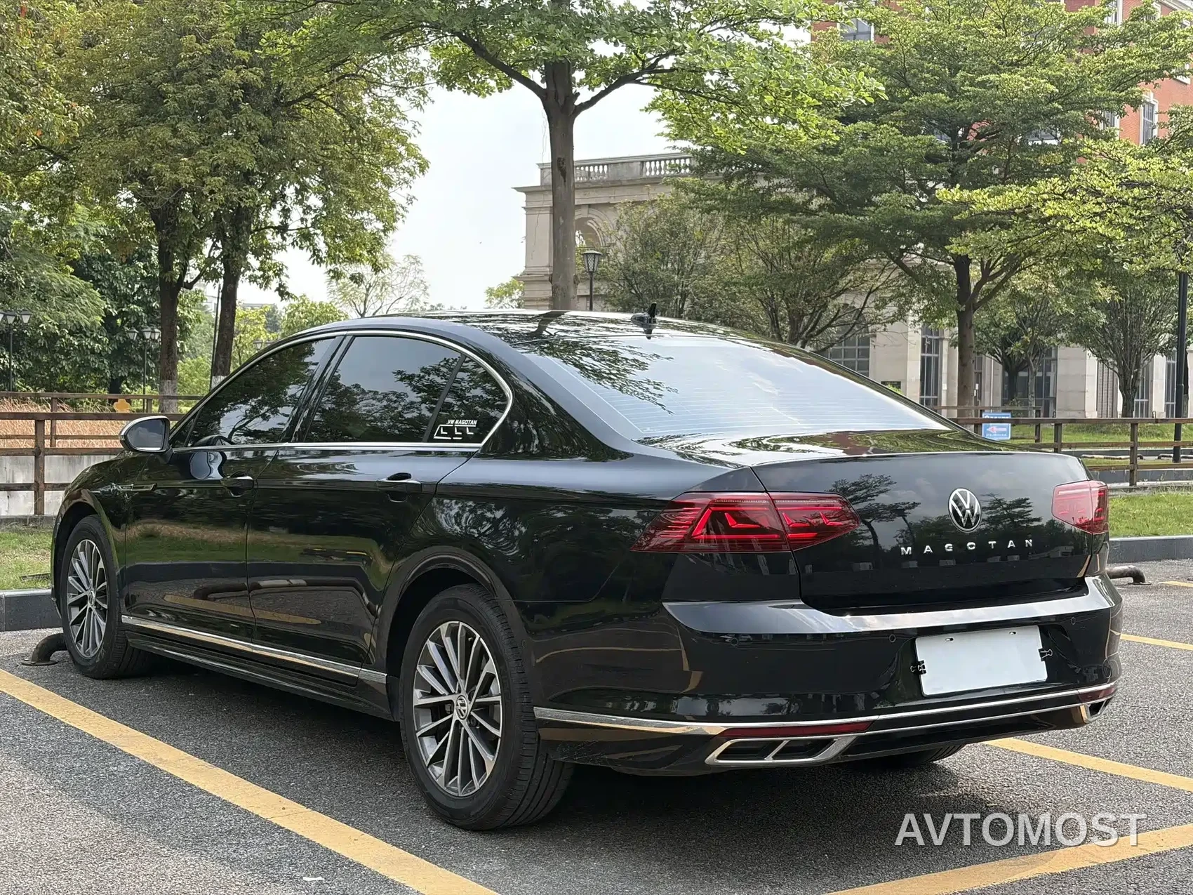 Volkswagen Magotan 2020 380TSI DSG Luxury — фото 4