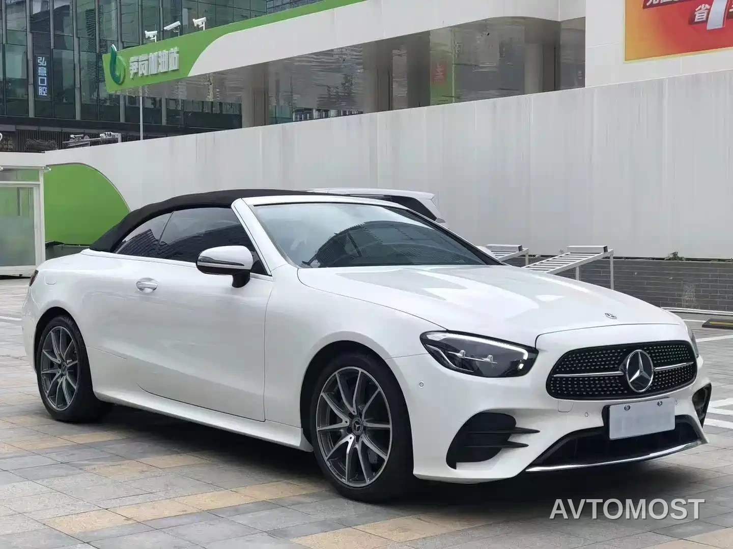 Mercedes-Benz E-Class (Import) 2021 E 260 Convertible Coupe — фото 3