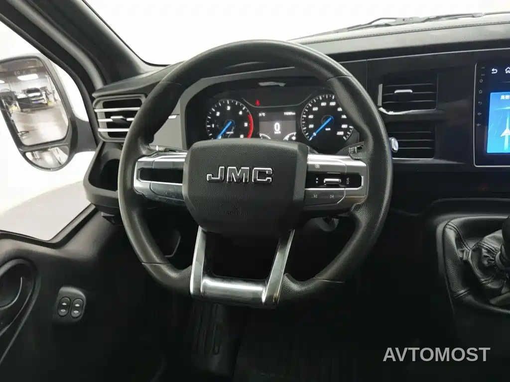 Jiangling JMC Fushun 2023 Model 2.0T Manual Short Wheelbase Medium Roof Commercial Van 2/3 Seats — фото 10