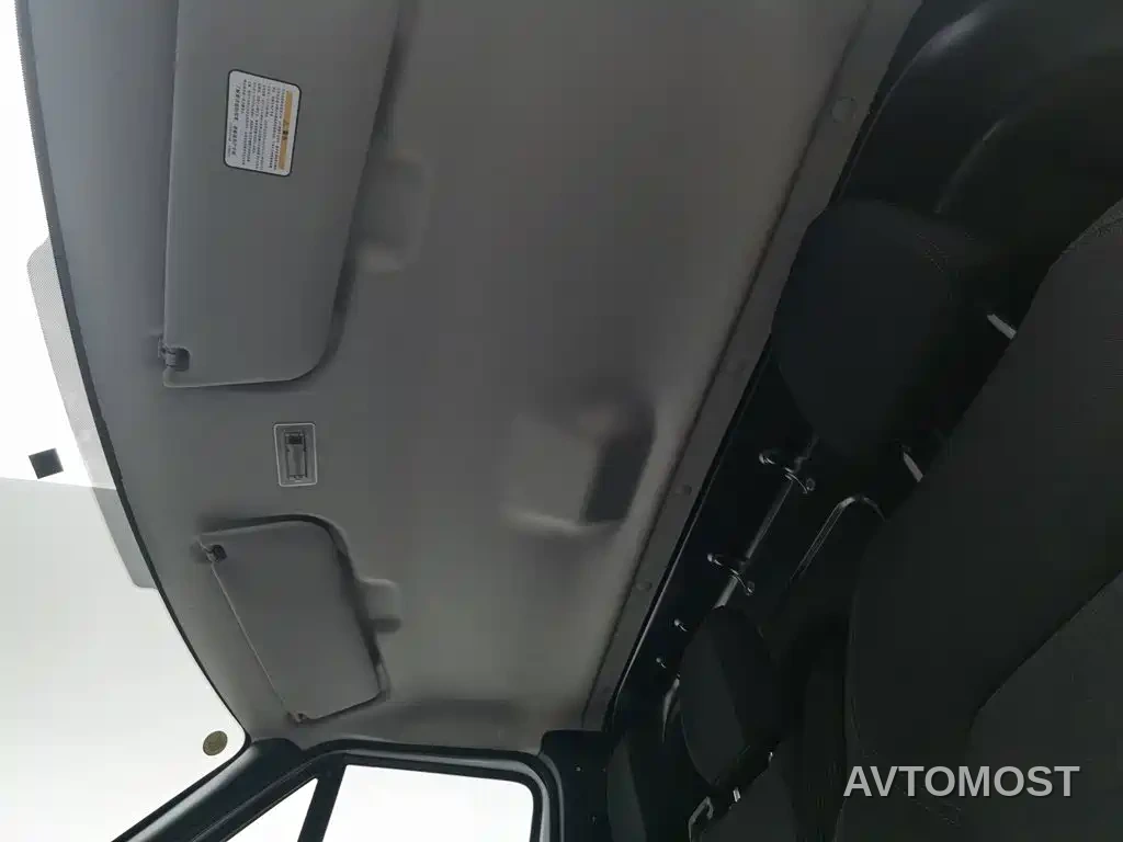 Jiangling JMC Fushun 2023 Model 2.0T Manual Short Wheelbase Medium Roof Commercial Van 2/3 Seats — фото 13