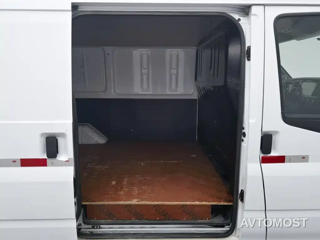 Jiangling JMC Fushun 2023 Model 2.0T Manual Short Wheelbase Medium Roof Commercial Van 2/3 Seats — фото 14
