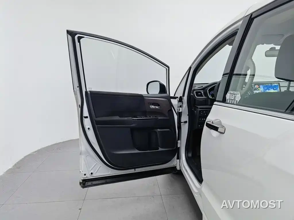 Honda Odyssey 2022 2.0L e:HEV Sharp·Enjoyment Edition — фото 6