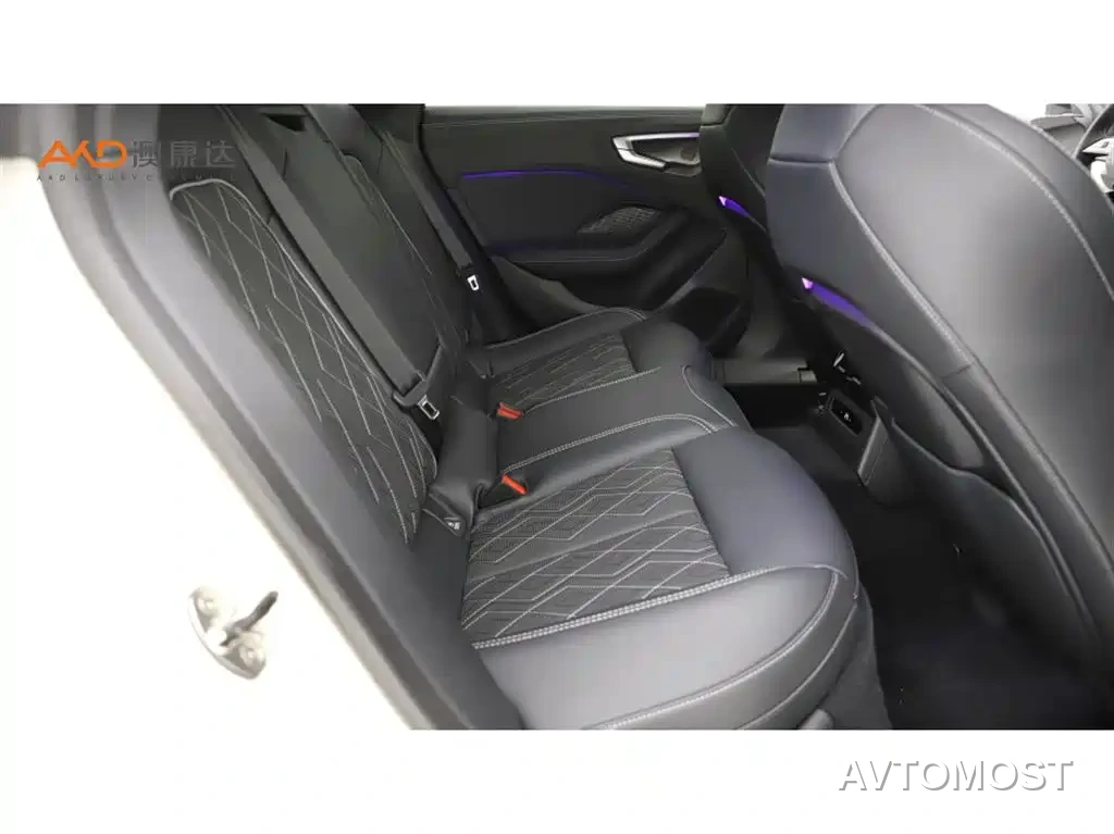 Audi A5L Sportback 2026 TFSI quattro 200kW Flagship Intelligent Luminary — фото 8