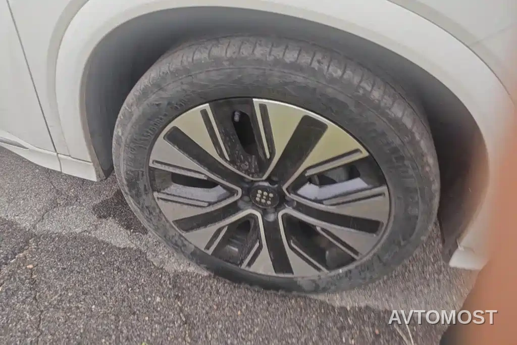 Landian E5 PLUS 2025 165km Long Range 5-seater — фото 6