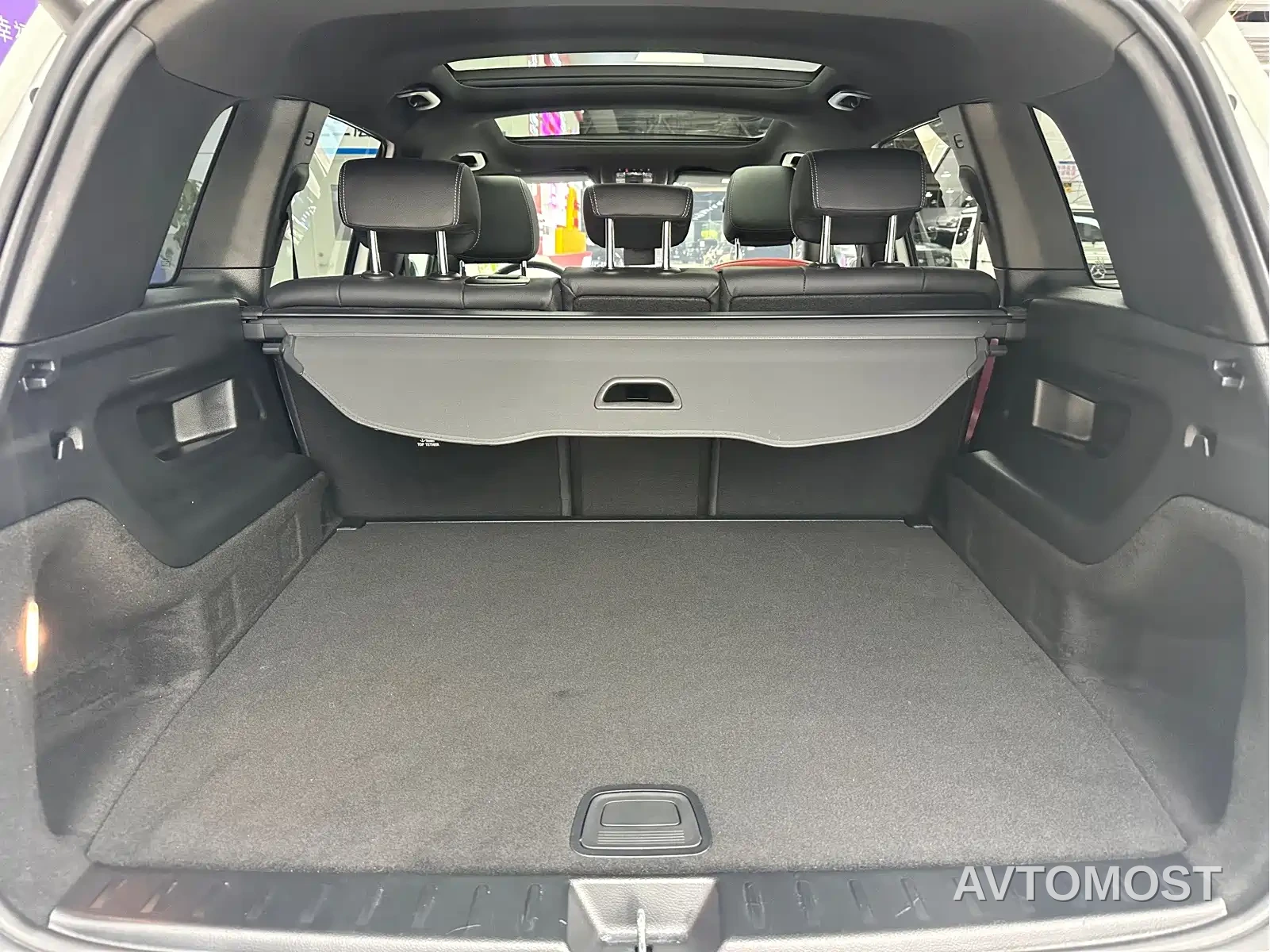 Mercedes-Benz GLB AMG 2023 Model AMG GLB 35 4MATIC — фото 8