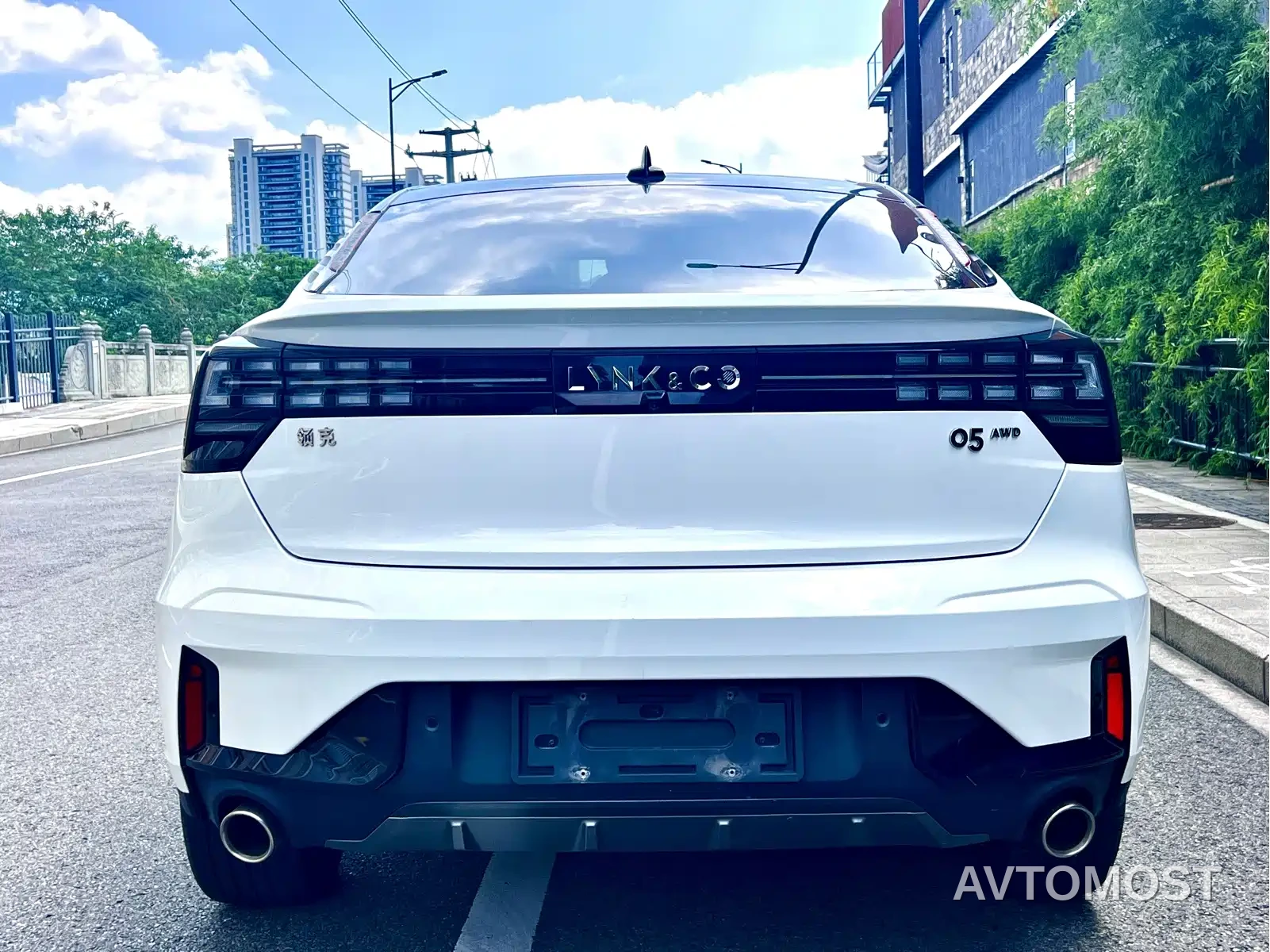 Lynk & Co 05 2020 2.0TD 4WD Halo Edition — фото 7