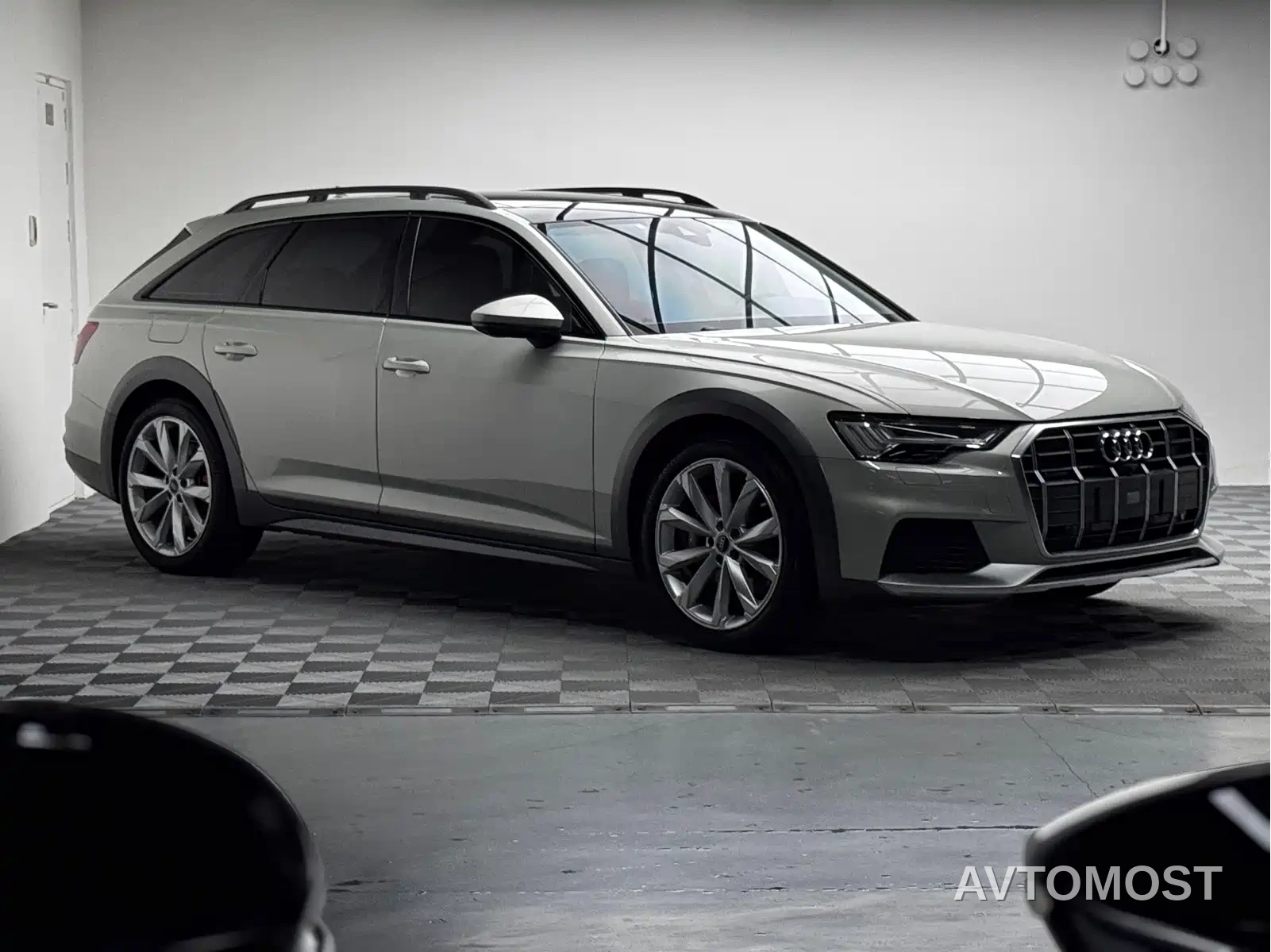 Audi A6 (Import) 2022 allroad quattro 55 TFSI Ice & Snow Sports Edition — фото 3