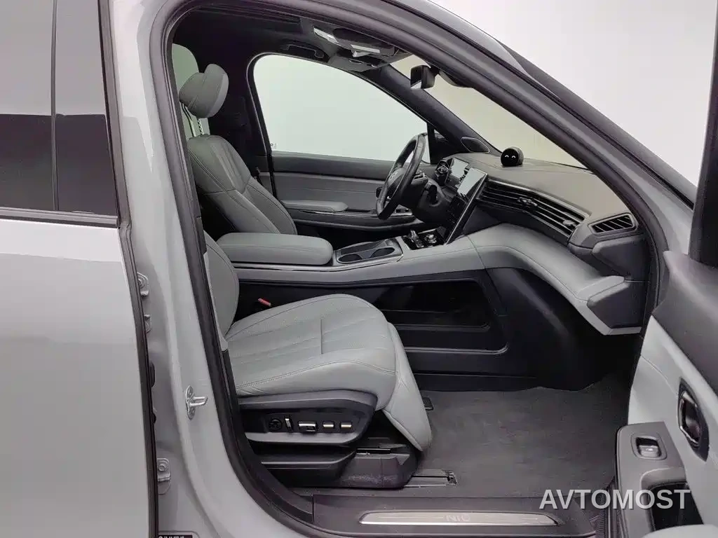 NIO ES8 2020 Model 580KM Signature Edition 6-Seater — фото 21