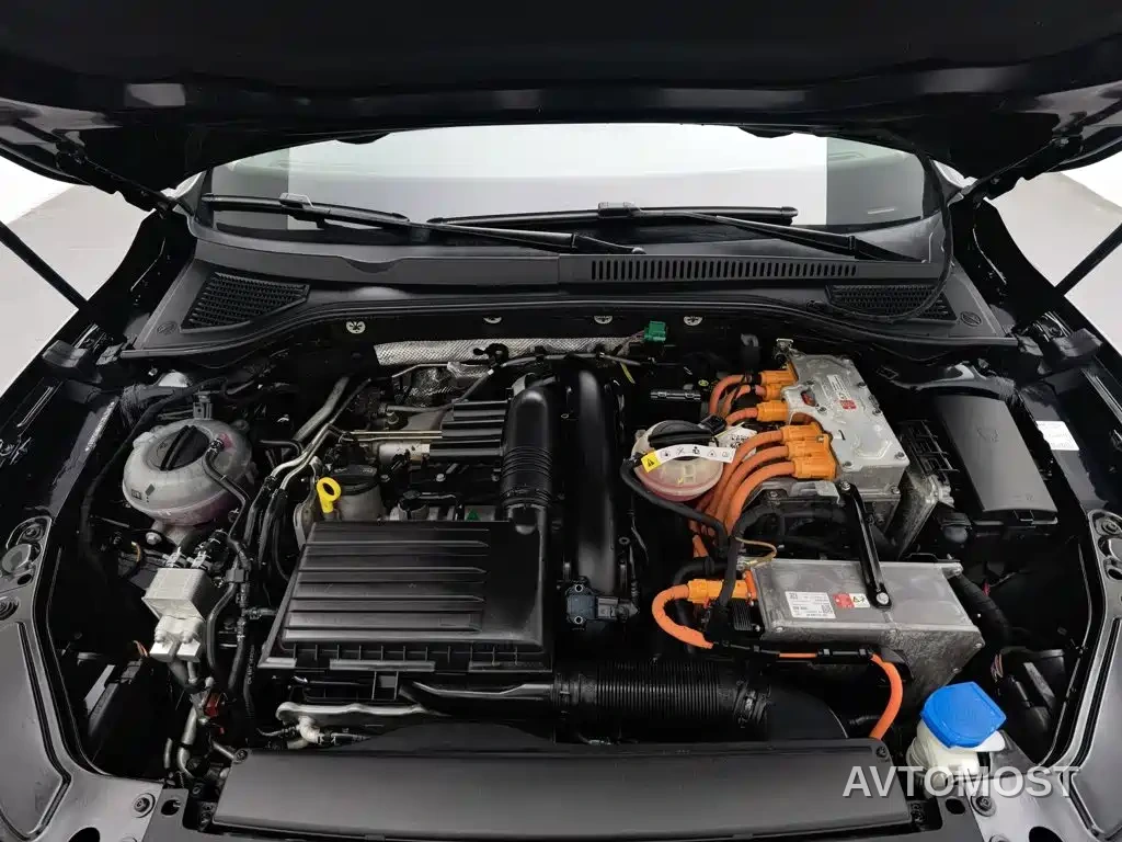 Volkswagen Passat New Energy 2020 430PHEV Hybrid Luxury (China VI) — фото 5