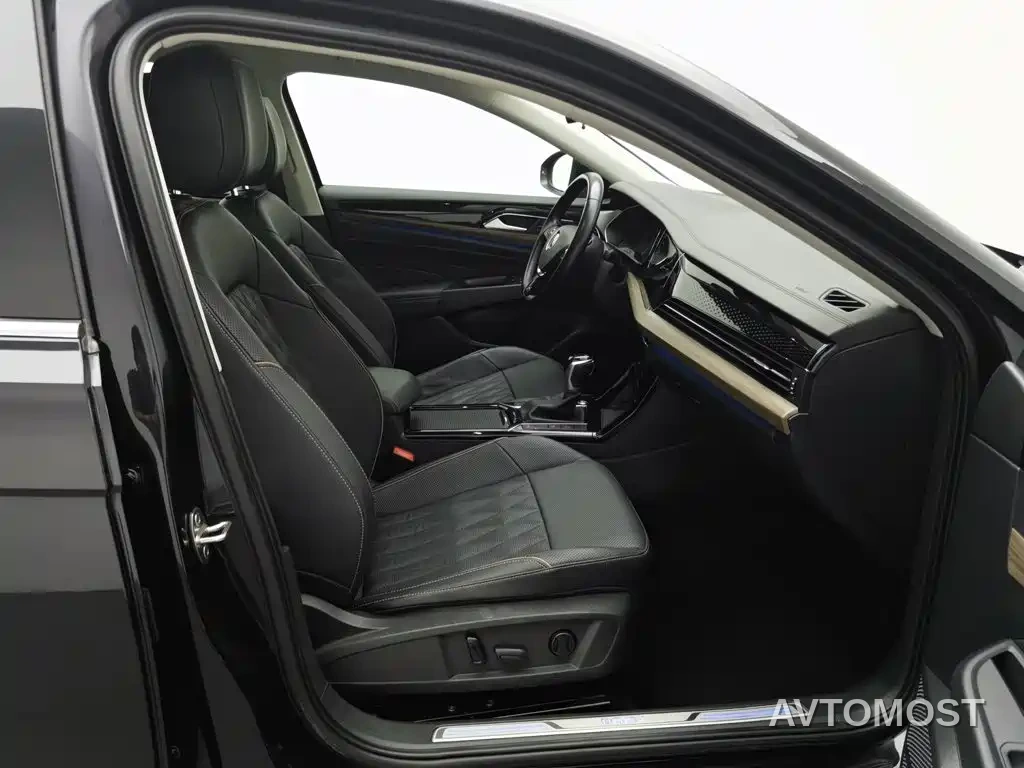 Volkswagen Passat New Energy 2020 430PHEV Hybrid Luxury (China VI) — фото 21