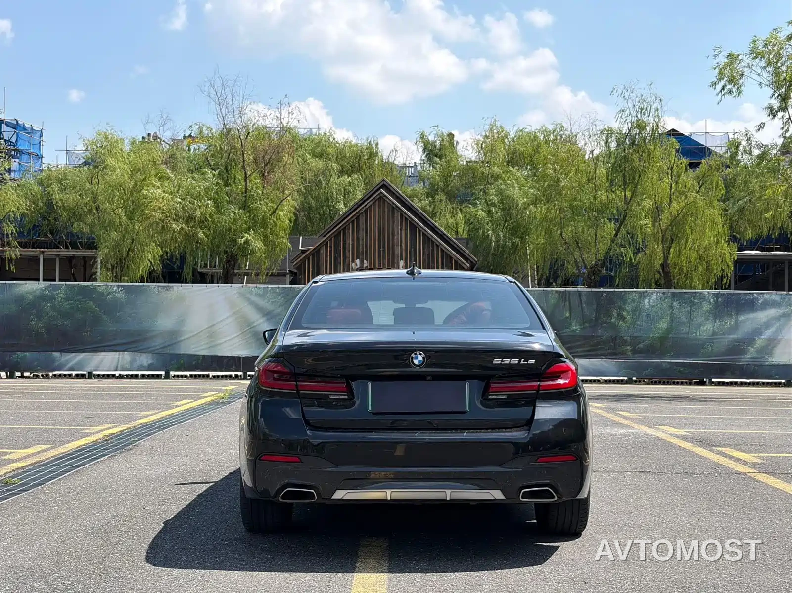 BMW 5 Series New Energy 2022 535Le Luxury Package — фото 6