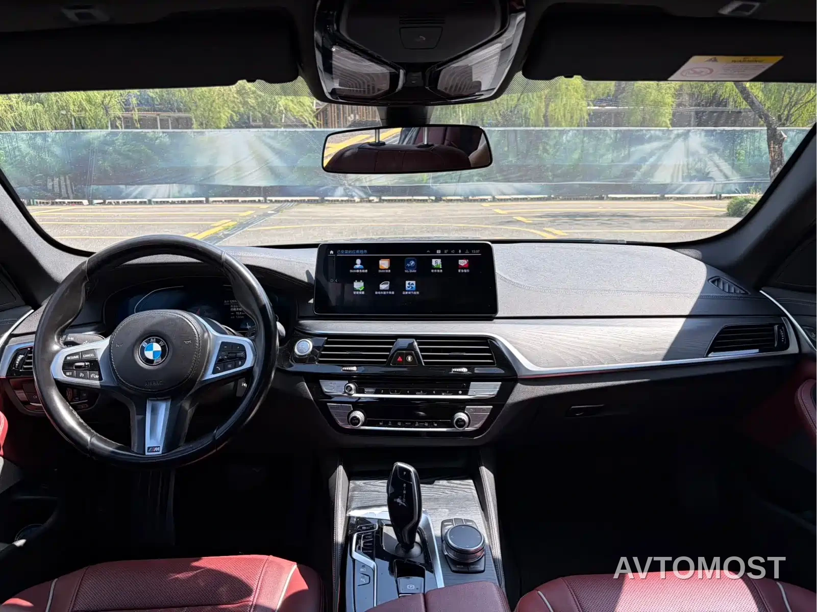 BMW 5 Series New Energy 2022 535Le Luxury Package — фото 8