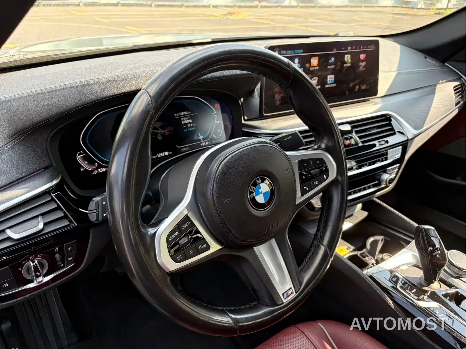 BMW 5 Series New Energy 2022 535Le Luxury Package — фото 10